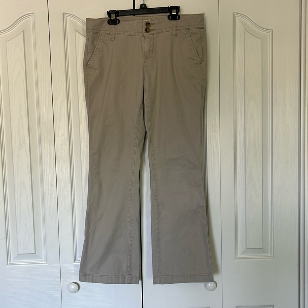 Arizona Jeans Co Khakis